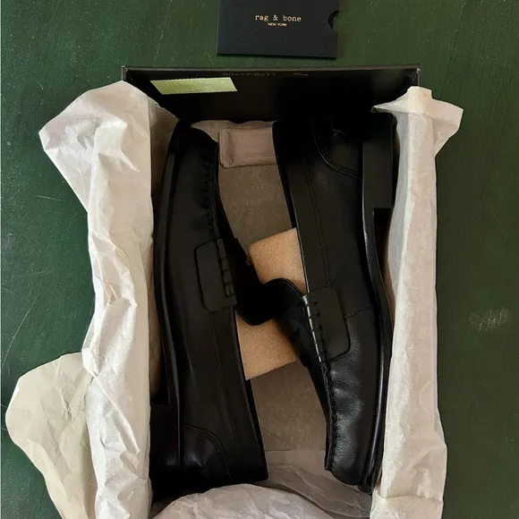 Brand New In Box rag &amp; bone Leather Carter Loafers size 8 Black
