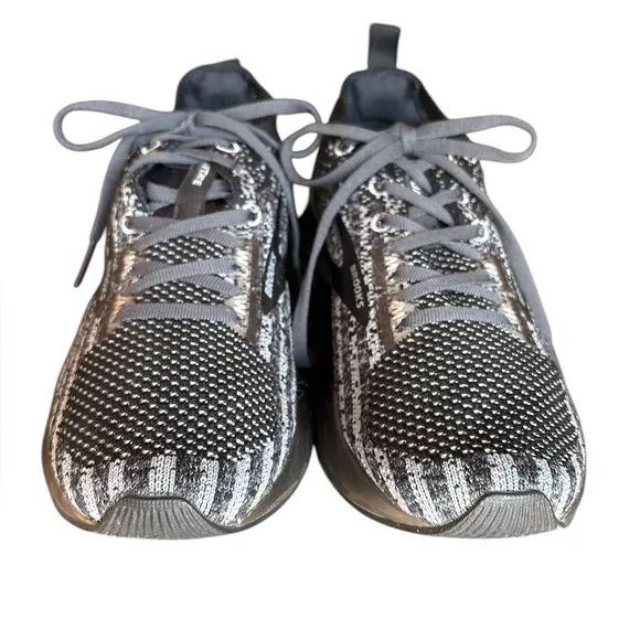 Brooks Levitate 3 Women’s Running Shoes, Size 8, Black, Gray, &amp; Silver Sneakers