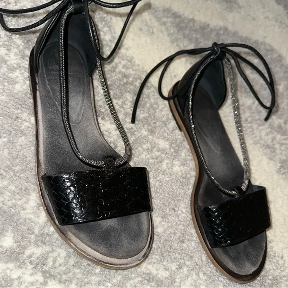 BRUNELLO CUCINELLI Monili-Trim Leatherr Ankle Wrap Sandals Black