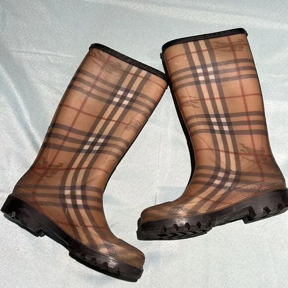 Burberry Plaid Signature Knee High Rain Boots Size 36/ 5.5 Fisherman Core B40
