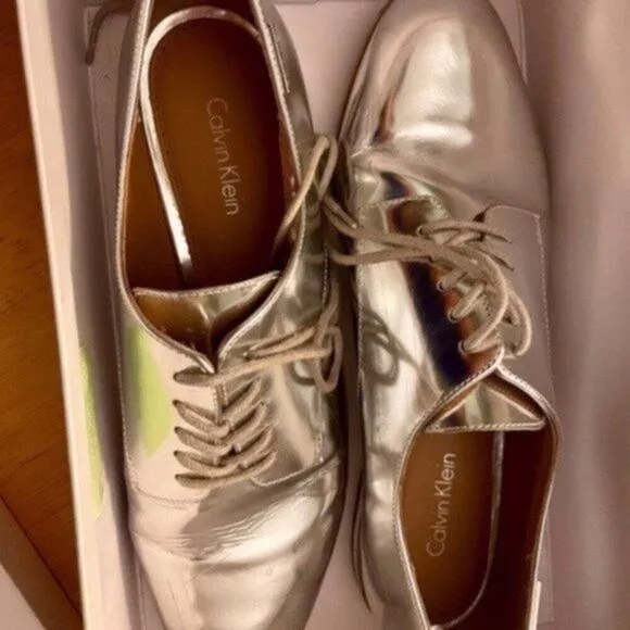 Calvin Klein Camella Oxford Shoe silver size 8