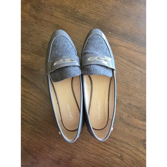 Calvin Klein womens loafters size 8.5 34E9623 Wendall