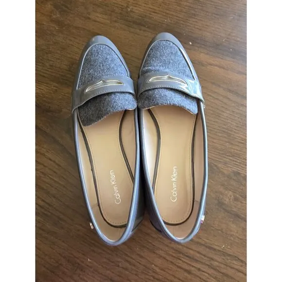 Calvin Klein womens loafters size 8.5 34E9623 Wendall