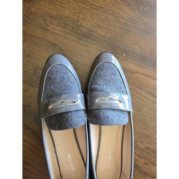 Calvin Klein womens loafters size 8.5 34E9623 Wendall