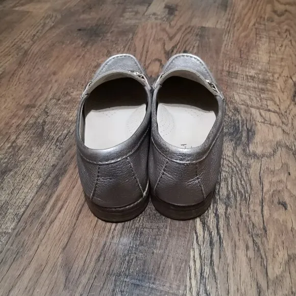 Carvela Metallic Leather Comfortable Loafers Golden Accent Size US 6.5-7/EU 37