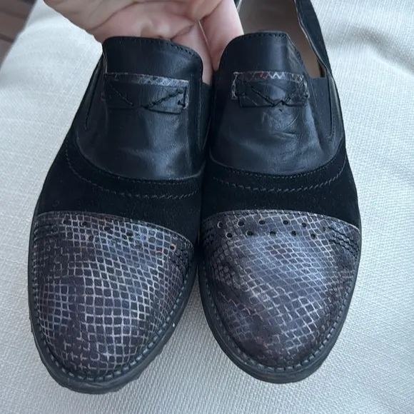 CASTA loafers Anthropologie leather sz 40 women’s 8.5 / 9 black suede