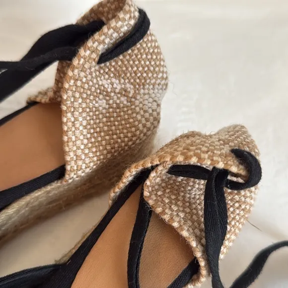 Castañer's Carina sandals Black and Tan Women's Espadrilles size 38