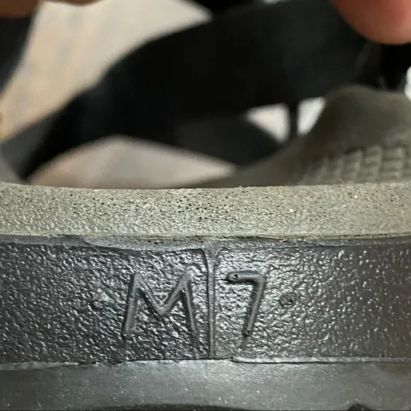 Chaco Men’s Gray and Black Sandals Size 7