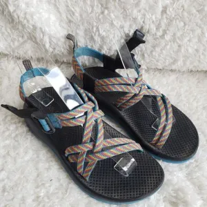 Chaco Rainbow Strap Sandals Youth size 4‎