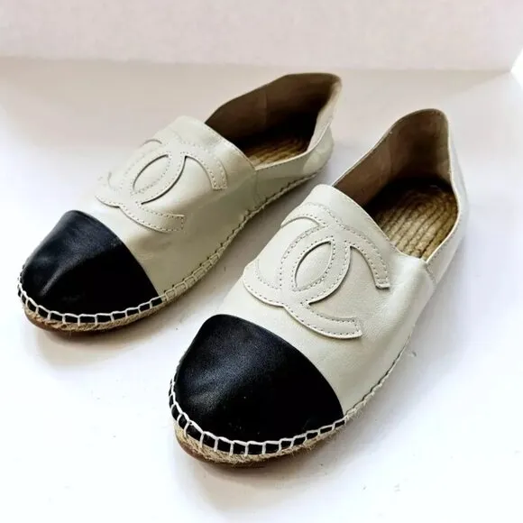 Chanel CC Logo Lambskin Espadrille Flats Cap Toe Black Beige US 8 EU 38.5 NEW