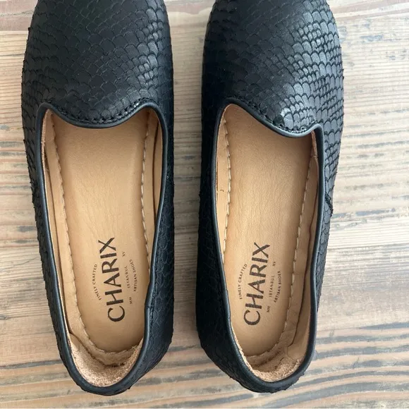 Charix Shoes Wild Black Slip On Leather Flats Size 36 (US Womens 6) NEW
