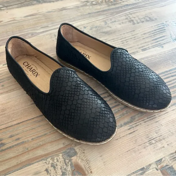 Charix Shoes Wild Black Slip On Leather Flats Size 36 (US Womens 6) NEW