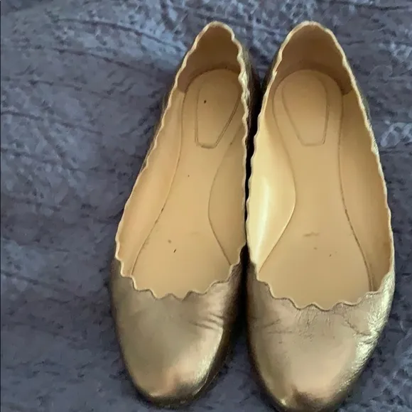 Chloe metallic flats