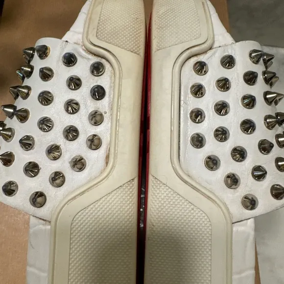 Christian Louboutin pool fun flat 40