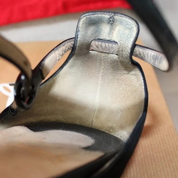 CHRISTIAN LOUBOUTIN -read- Patent Suede Athena Flat T-Strap Sandals Black | 40