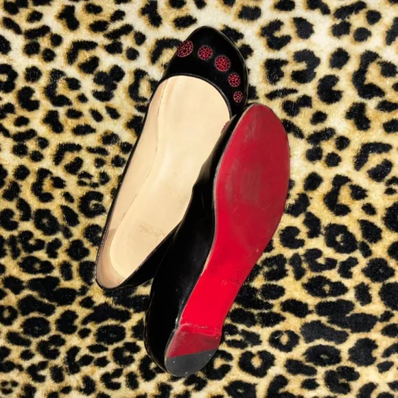 christian louboutin red bottom black ballet flats
