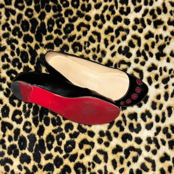 christian louboutin red bottom black ballet flats