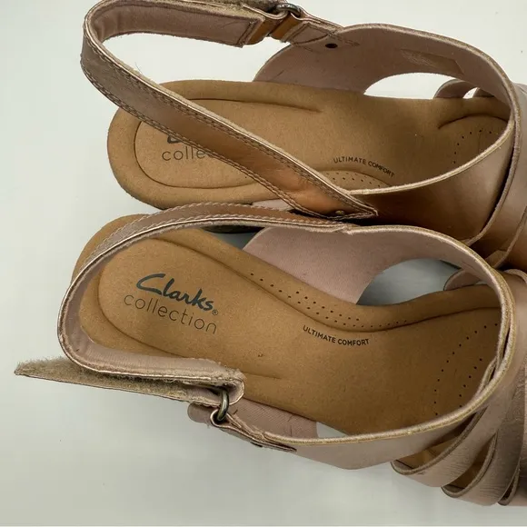 CLARKS GISELLE GLOW ROSE GOLD LEATHER WEDGE SANDALS (WOMEN'S) Size 11W