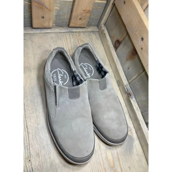 𝅺CLARKS Mens Gray Taupe Suede Slip On Loafers Size 9M