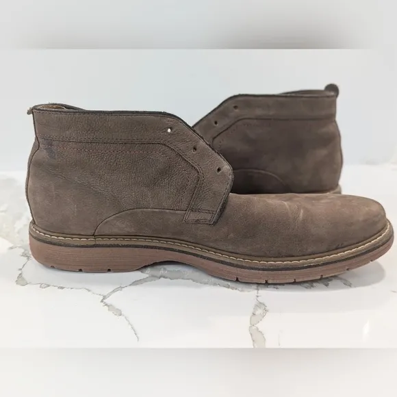 Clarks Newkirk high Top Mens Formal soft leather brown chukka Boots shoes sz 13