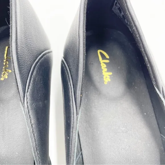 Clarks Pure Tone Black White Combination Calf Hair Spotted Fur Loafers Size 8
