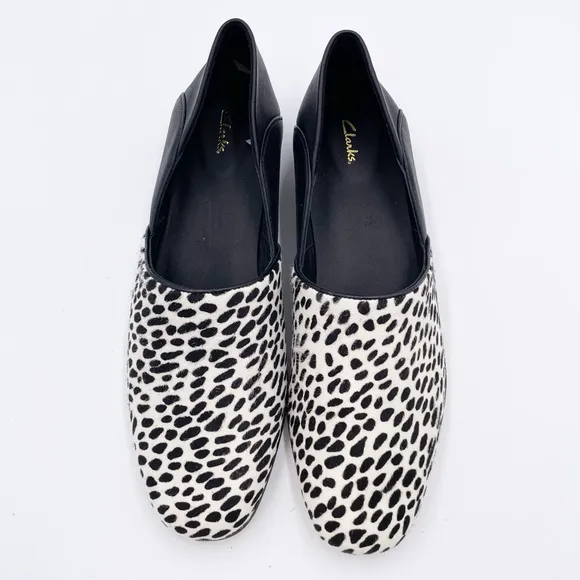 Clarks Pure Tone Black White Combination Calf Hair Spotted Fur Loafers Size 8