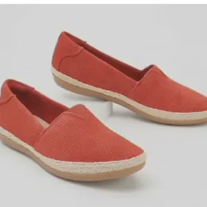 Clark’s Women’s Size 7 M Tomato Red Danelly Sky Espadrille Loafer Flats Summer