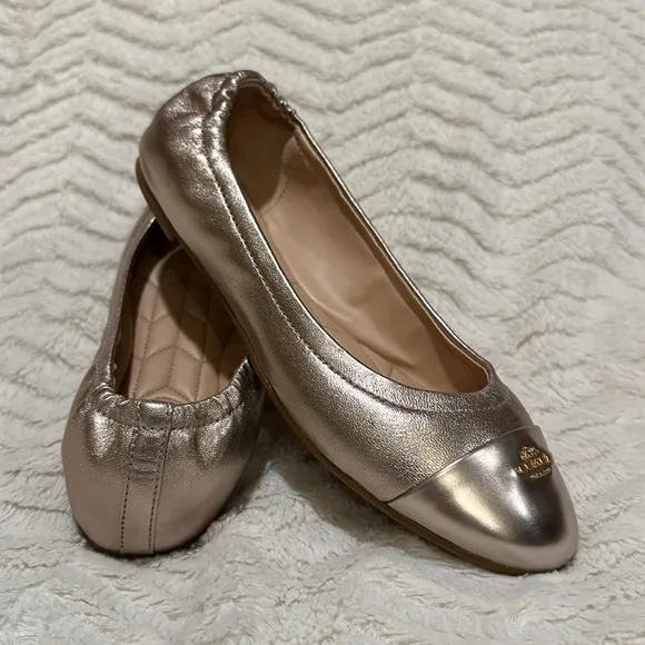 COACH Chelsea Leather Rose Gold Ballet Flats Shoes - never worn, size US 7B