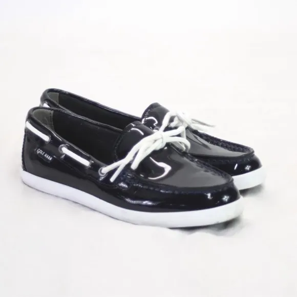 COLE HAAN Black Nantucket Camp Patent Leather Moccasin Boat Shoe, Size 7B