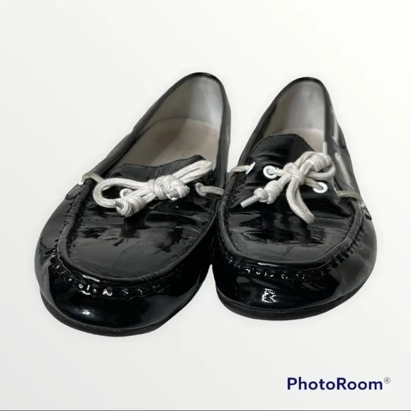 COLE HAAN Black Nantucket Camp Patent Leather Moccasin Boat Shoe, Size 7B