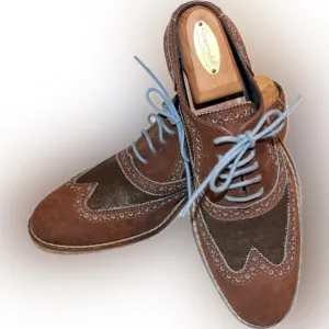 Cole Haan two tone brown wit slight blue accent. Size 8. Lace up‌