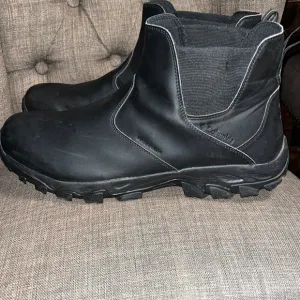 Columbia men's ankle boots size 15