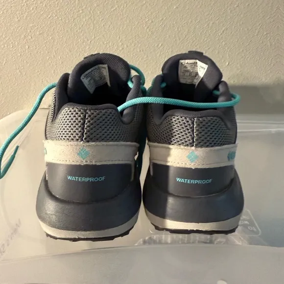 Columbia Trailstorm Waterproof Sneakers - Like New