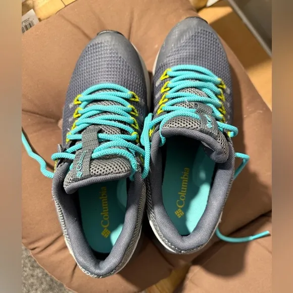Columbia Trailstorm Waterproof Sneakers - Like New