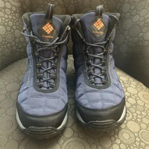 Columbia Waterproof Size 9.5 Men's Blue Firecamp Boots