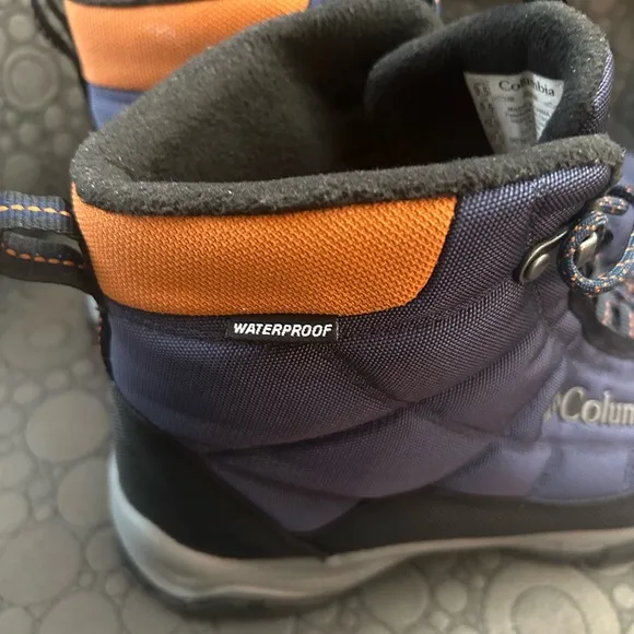 Columbia Waterproof Size 9.5 Men's Blue Firecamp Boots