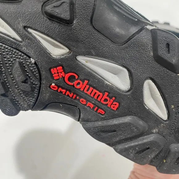 Columbia youth, size 6, Parker's Peak Boots  waterproof in grey and black.