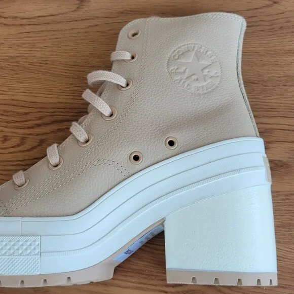 ⭐Converse Chuck 70 De Luxe Platform Weatherized Leather 7.5 Women Shoes A12345C