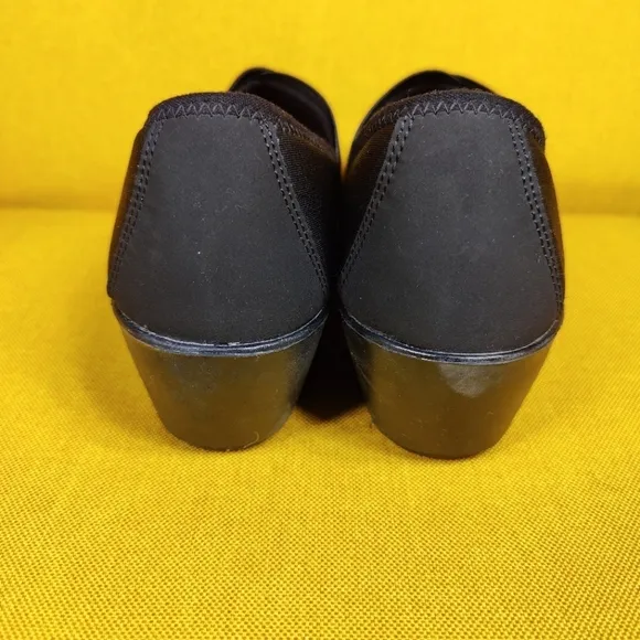 Crocs Dual Comfort Busy Day Loafers Stretch Wedge Shoes Black Women's 8