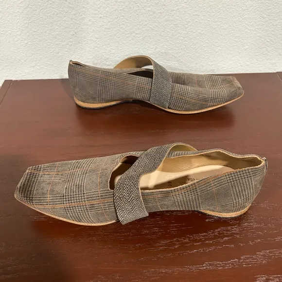 CYDWOQ Vintage Contact Black/ Brown Plaid Leather Slip-On Flats Size 41