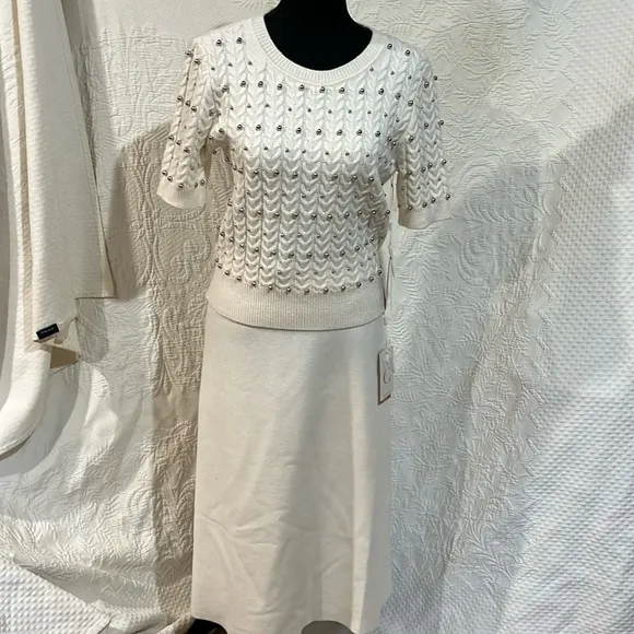 Cyrus sweater and skirt set, size small, NWT