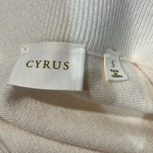 Cyrus sweater and skirt set, size small, NWT