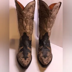 Dan Post Brown Tan Western Boots with Leather Design 10EW