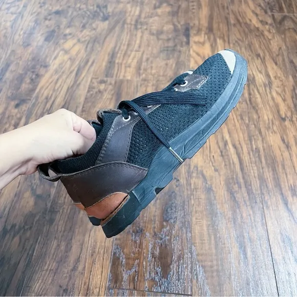 Danner • Overlook Knit Low Sneaker black lace up brown leather hiking trail