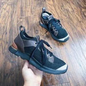 Danner • Overlook Knit Low Sneaker black lace up brown leather hiking trail