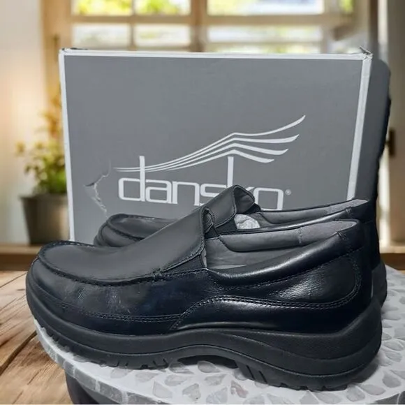 DANSKO Mens Wayne Full Grain Leather Black Slip Resistant Loafers Shoes NWT