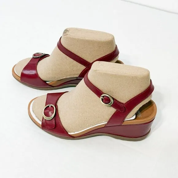 DANSKO NWB Sz 37 Red  Leather Arielle Glazed Kid Comfort Sandals