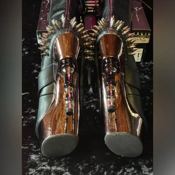 DEMONIA Muerto-2028 Goth Punk Bone Heel Spiked Skull Buckle Knee Boots Size 8