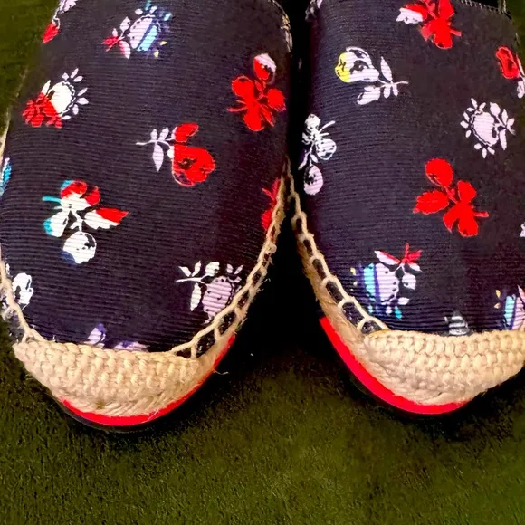 Diane Von Furstenburg espadrilles New Size 6m