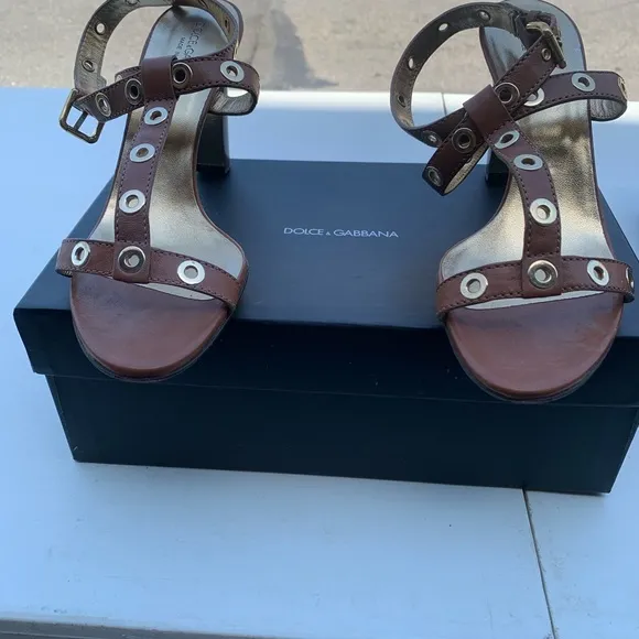 Dolce &amp; Gabbana Brown T-Strap Sandals with Metallic Accents